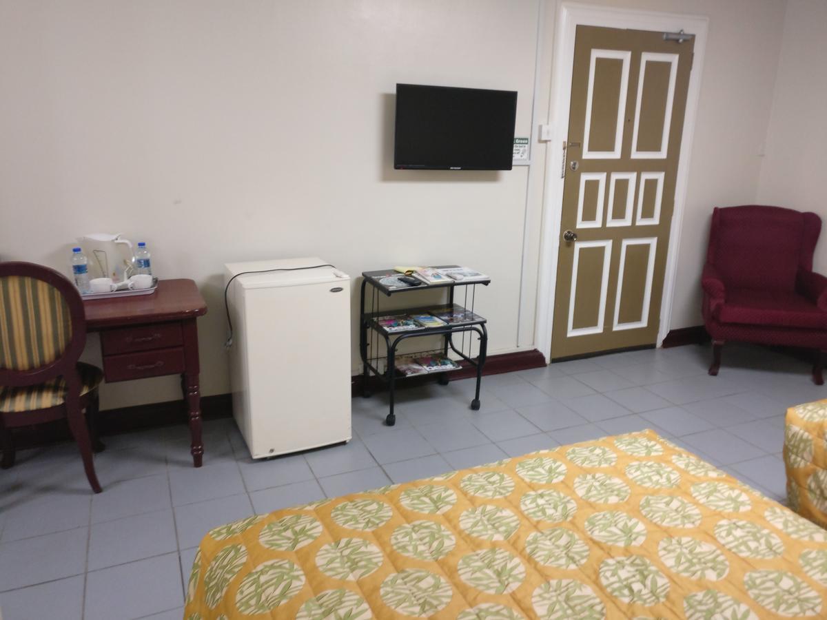 Regency Suites Hotel Τζώρτζταουν Εξωτερικό φωτογραφία