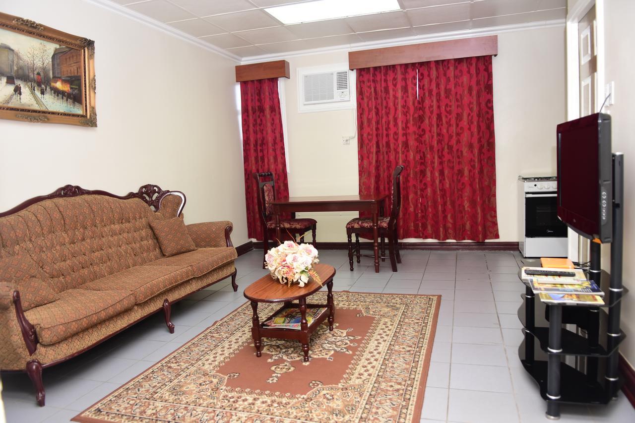 Regency Suites Hotel Τζώρτζταουν Εξωτερικό φωτογραφία